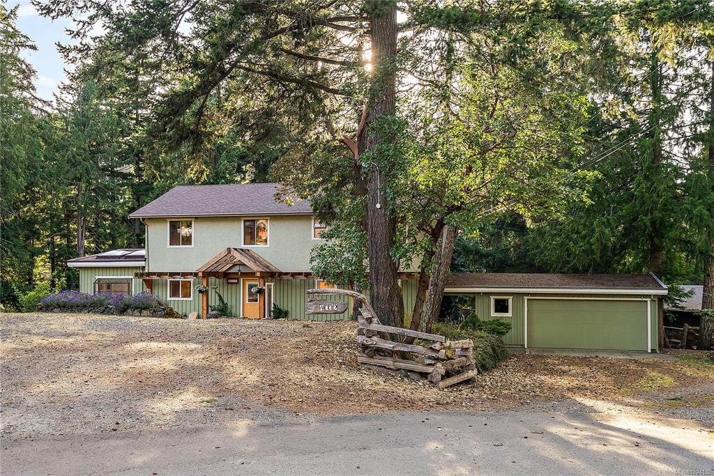 4032 Chalister Crt, 1024132, BC,