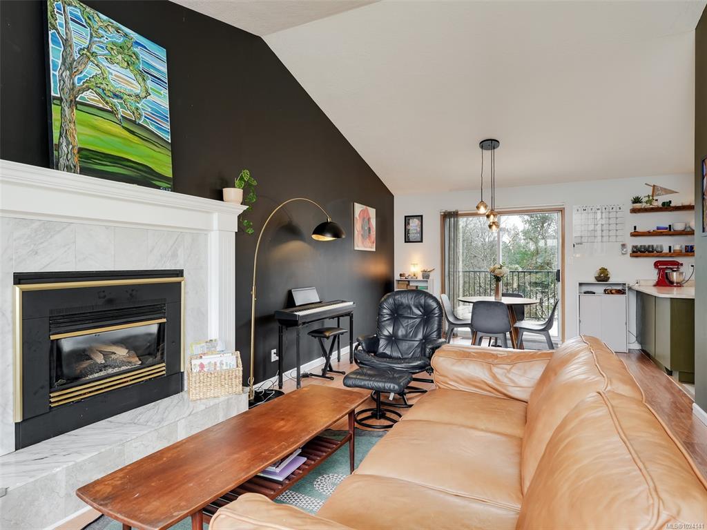 Fourth View of 560 Atkins Ave, Langford, BC, V9B 3A3