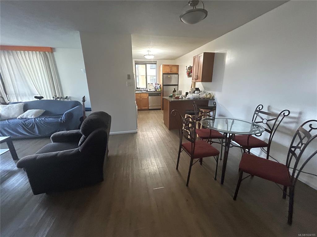 Fifth View of 1026 Johnson St, Sutton Place West, Victoria, BC, V8V 3N7