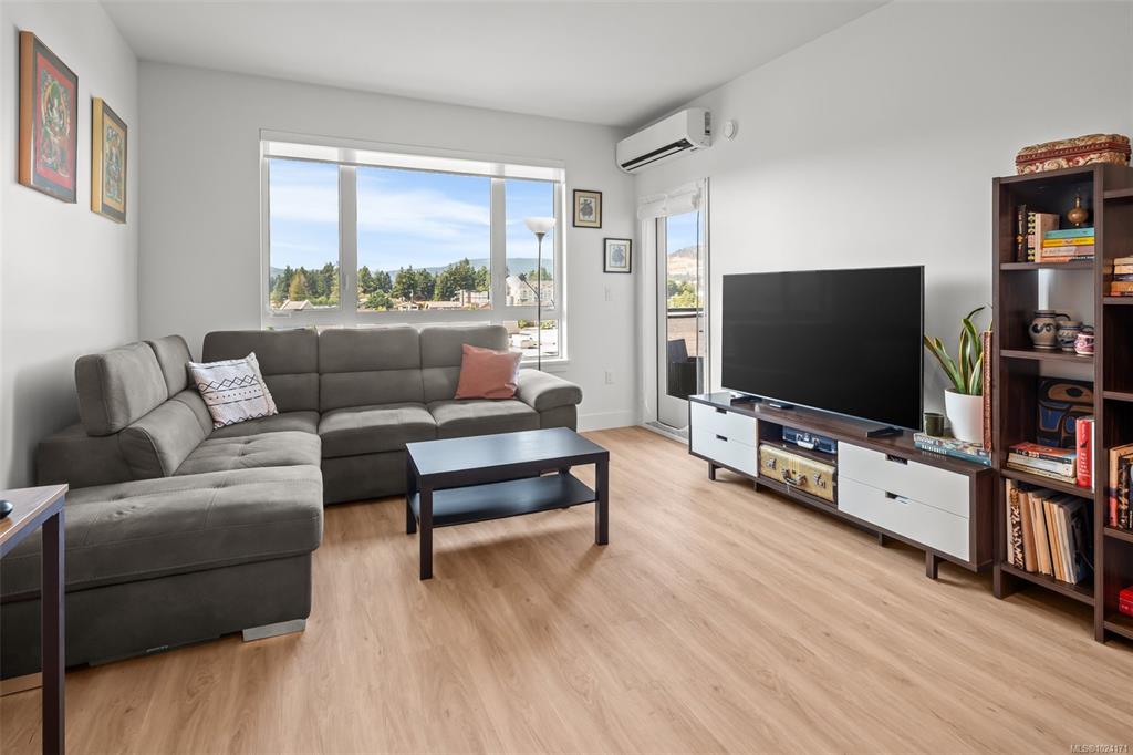 920 Reunion Ave, 1024171, BC,