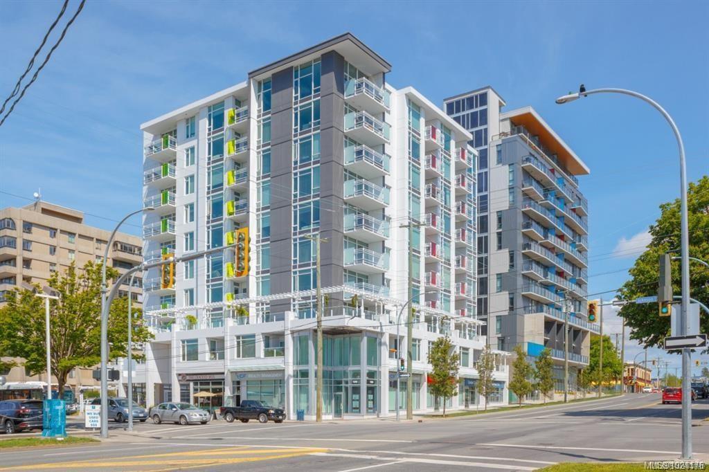 1090 Johnson St, 1024176, BC,