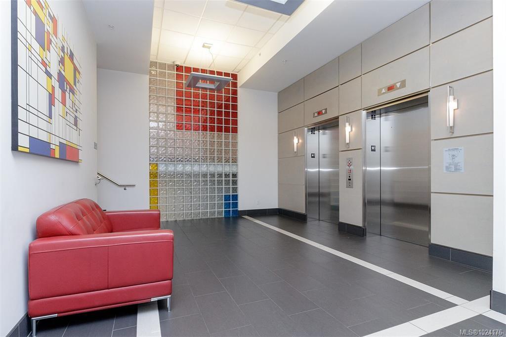 Fourth View of 1090 Johnson St, Victoria, BC, V8V 0B3