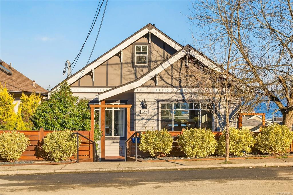 352 Kennedy St, 1024205, BC,