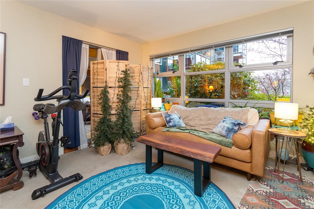 Fourth View of 797 Tyee Rd, The Gateway, Victoria, BC, V9A 7R4