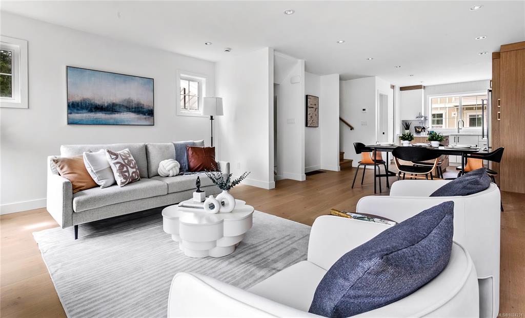 Fourth View of 3907 Cedar Hill Rd, Twelve Cedars, Saanich, BC, V8P 3Z8