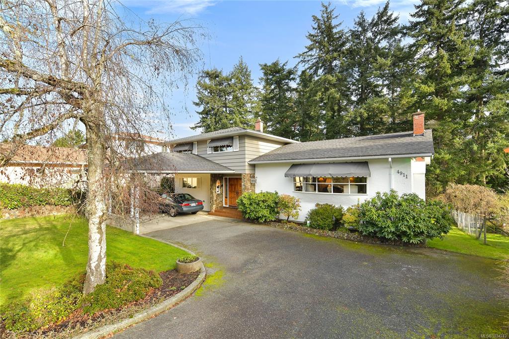 Second View of 4911 Sea Ridge Dr, Saanich, BC, V8Y 2B5