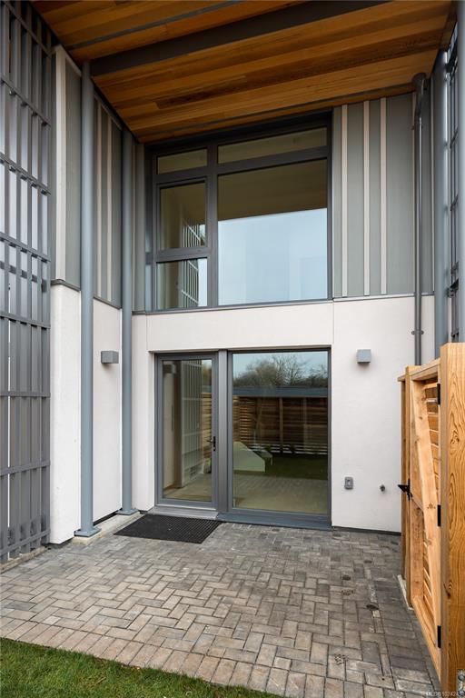 Fifth View of 1417 May St, Victoria, BC, V8S 1C2