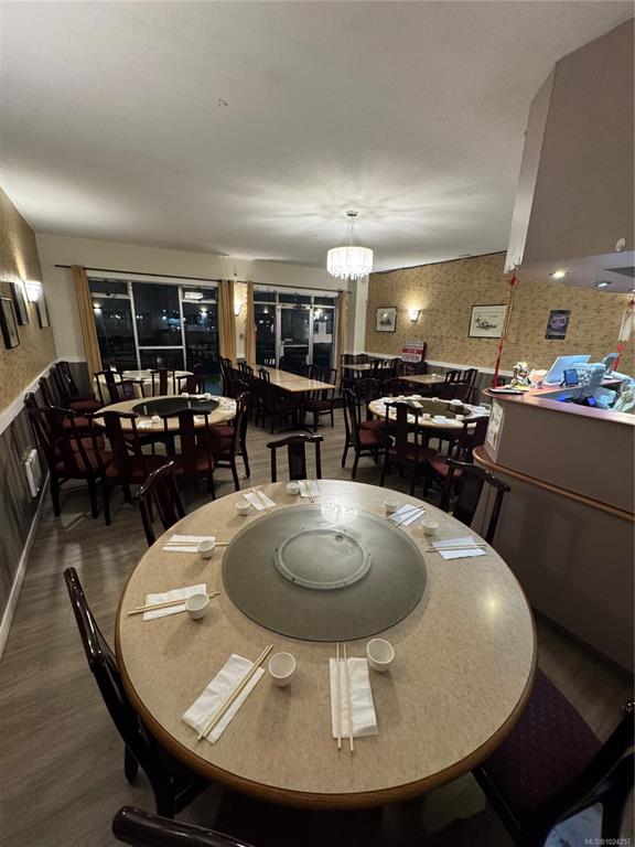 MLS® listing #30492124 for sale located at 853 Caledonia Ave