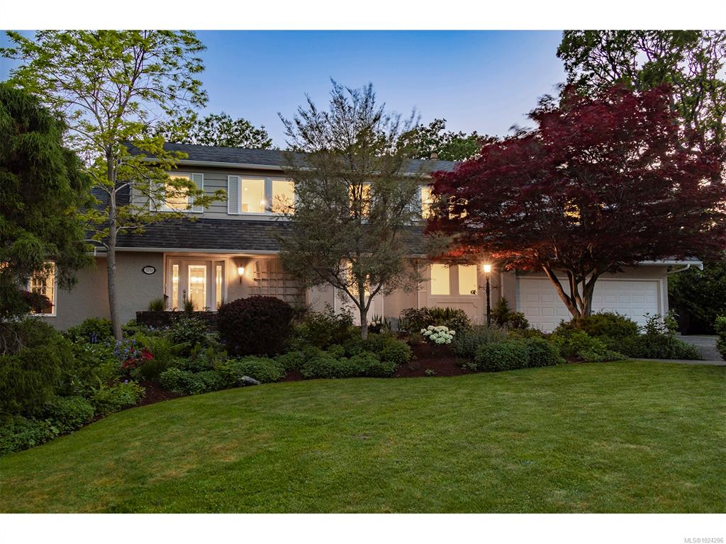 Second View of 3150 Norfolk Rd, Oak Bay, BC, V8R 6H4