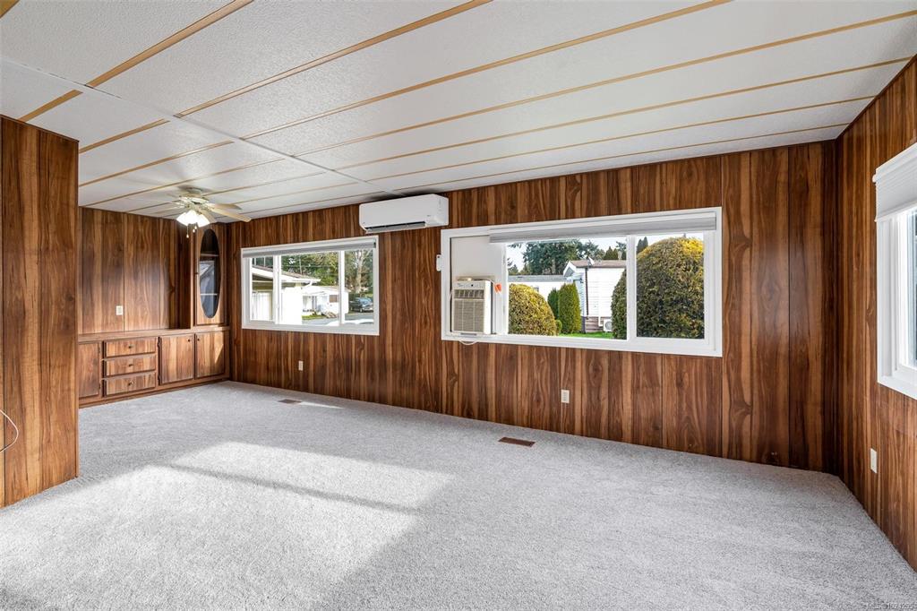 Fifth View of 158 Cooper Rd, Aaron Court, View Royal, BC, V9A 7B3