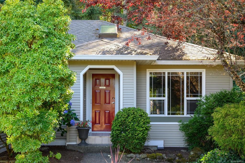 Third View of 909 Brookfield Pl, Nanaimo, BC, V9R 6P4