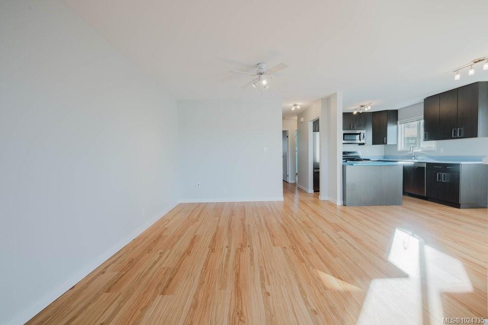 Third View of 841 Old Esquimalt Rd, Esquimalt, BC, V9A 4W9