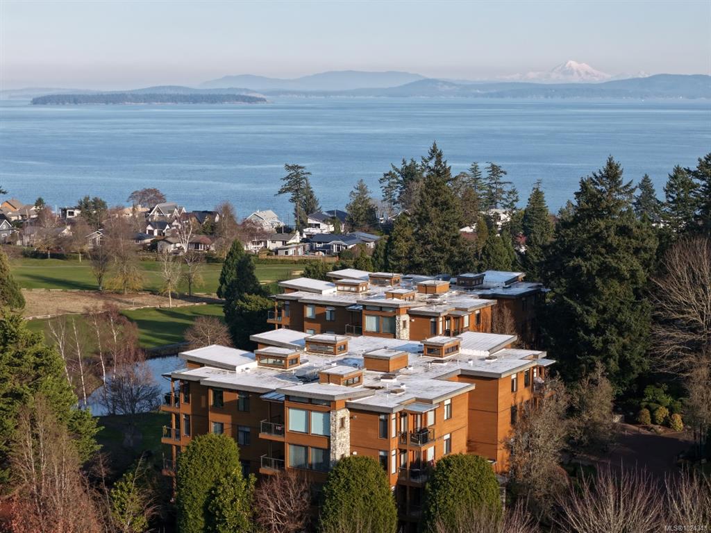 5329 Cordova Bay Rd, 1024343, BC,