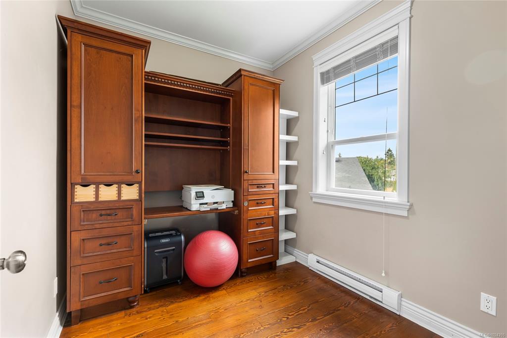 Fourth View of 3927 Druce Lane, Saanich, BC, V8P 0A2