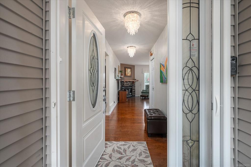 Third View of 4160 Gulfview Dr, Nanaimo, BC, V9T 6G3