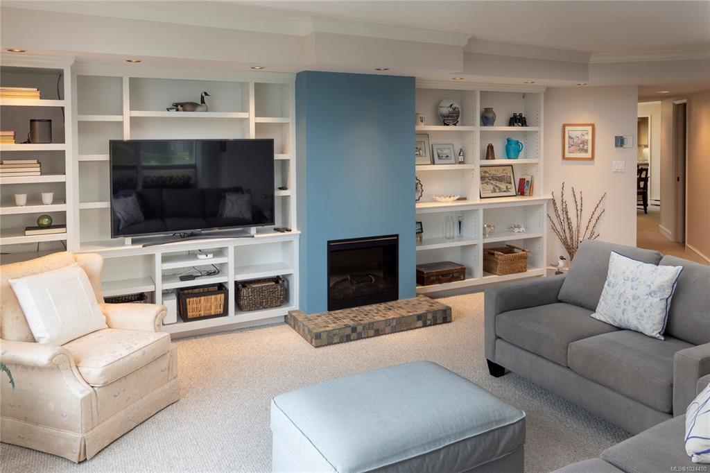 Fourth View of 2605 Windsor Rd, Windsor Park Place, Oak Bay, BC, V8S 5H9