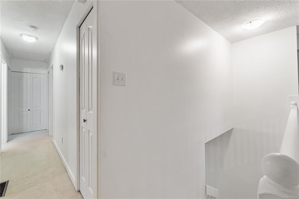 Fifth View of 3801 Morris Pl, Nanaimo, BC, V9T 3W2