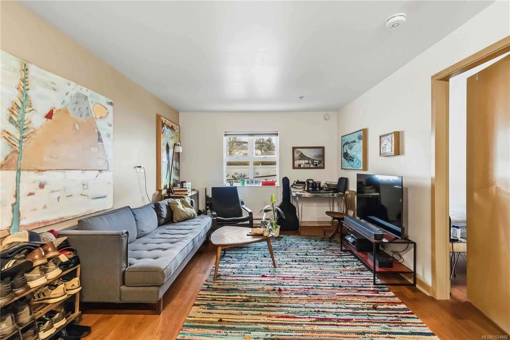 Third View of 787 Tyee Rd, Bond's Landing, Victoria, BC, V9A 7R5