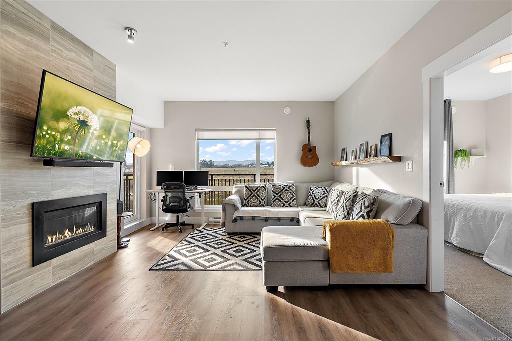 Fourth View of 2500 Hackett Cres, the Arbutus, Central Saanich, BC, V8M 0C1