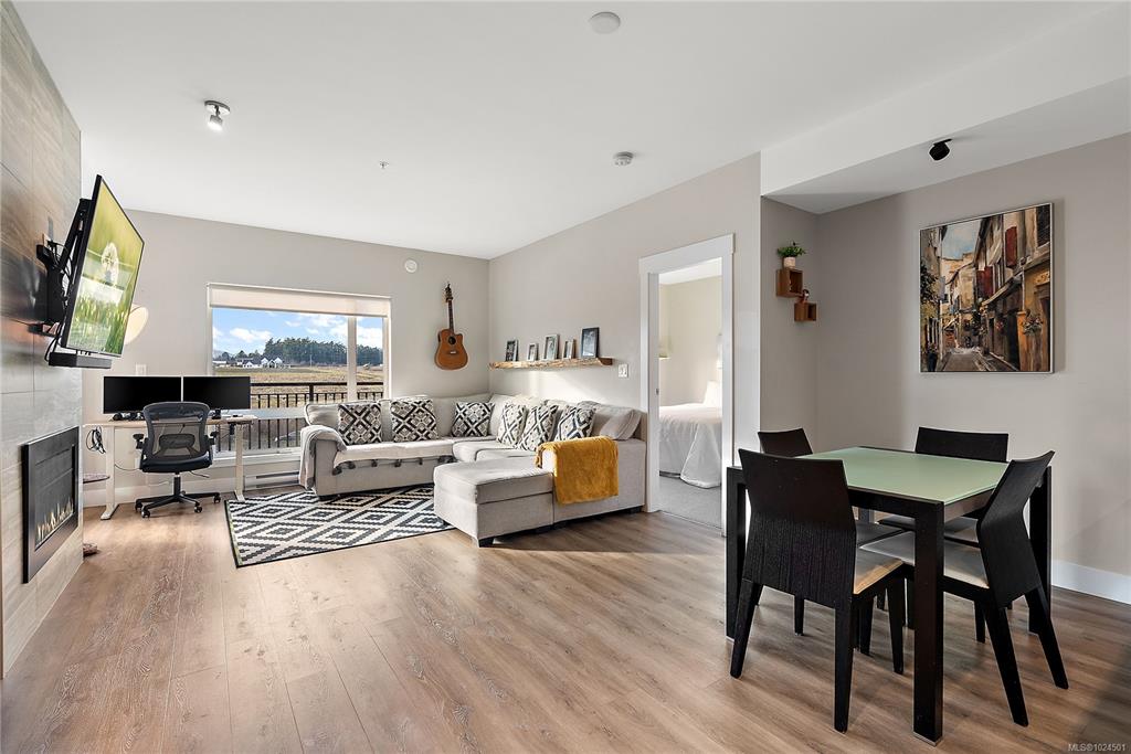 Fifth View of 2500 Hackett Cres, the Arbutus, Central Saanich, BC, V8M 0C1