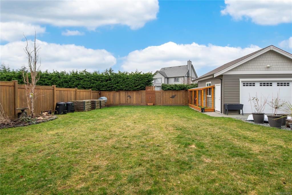 Fourth View of 116 Walworth Rd, Campbell River, BC, V9W 0C8