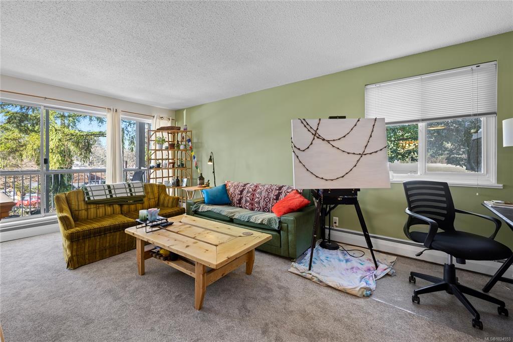 Fifth View of 999 Bowen Rd, Nanaimo, BC, V9R 2A4