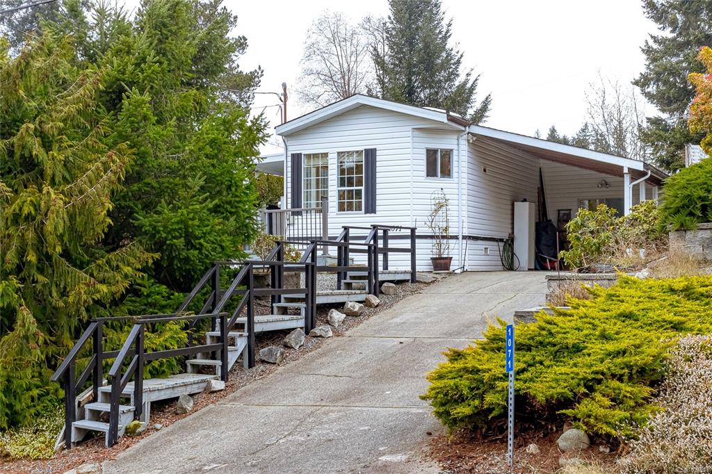 Second View of 1071 Bourban Rd, Mill Bay, BC, V0R 2P2