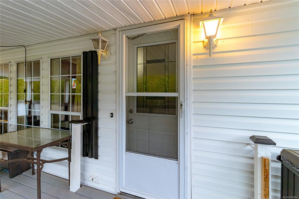 Fifth View of 1071 Bourban Rd, Mill Bay, BC, V0R 2P2