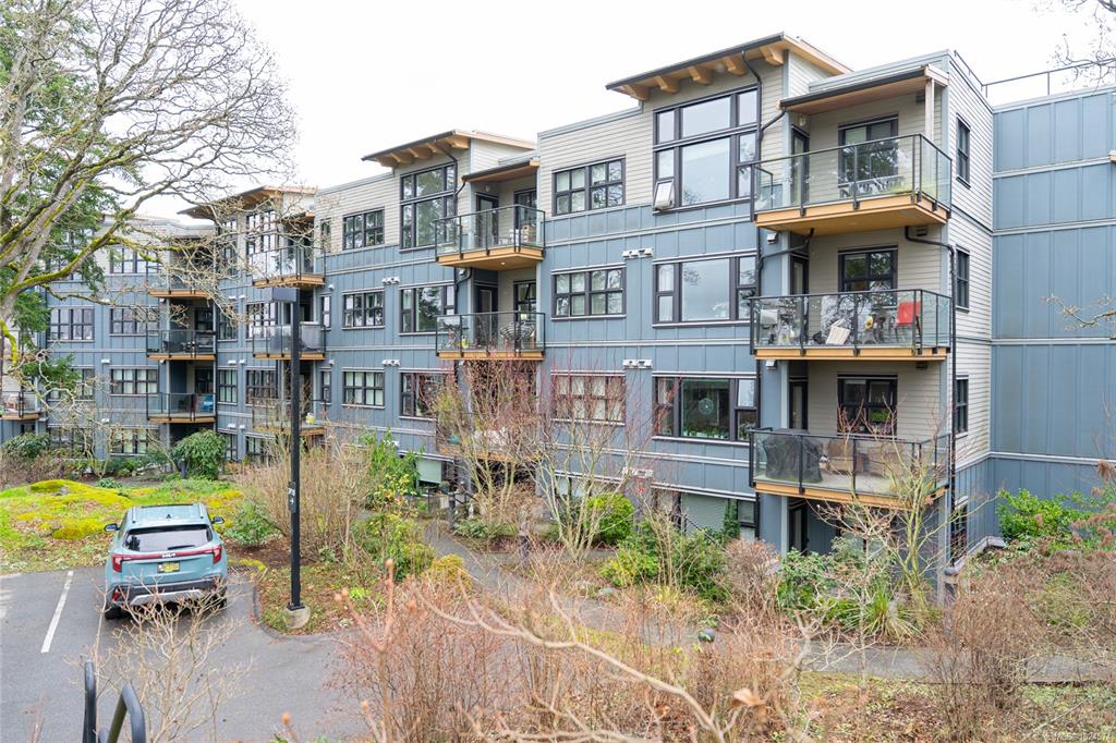 Second View of 3912 Carey Rd, Saanich, BC, V8Z 4E2