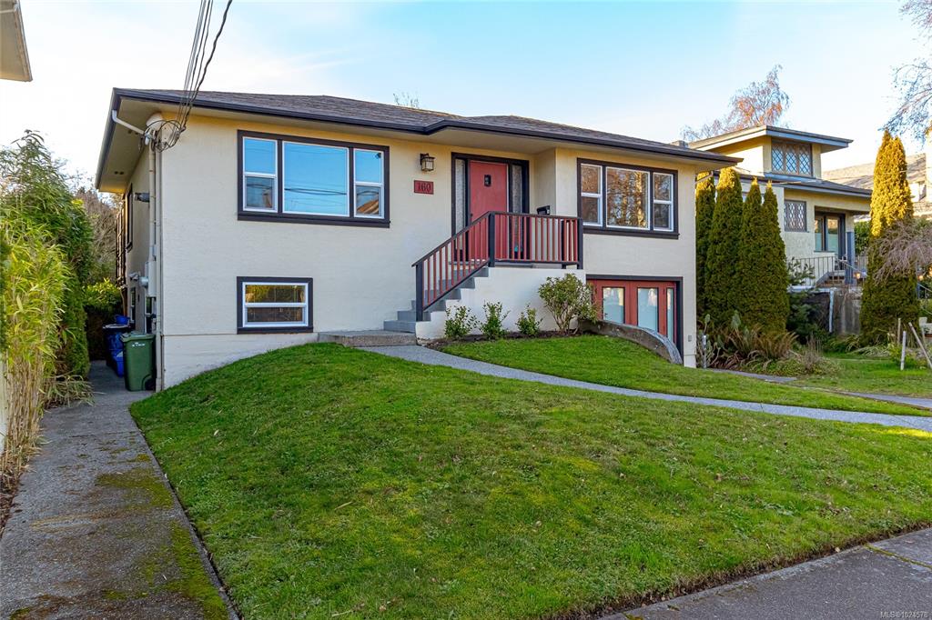 Fourth View of 160 Joseph St, Victoria, BC, V8S 3H5