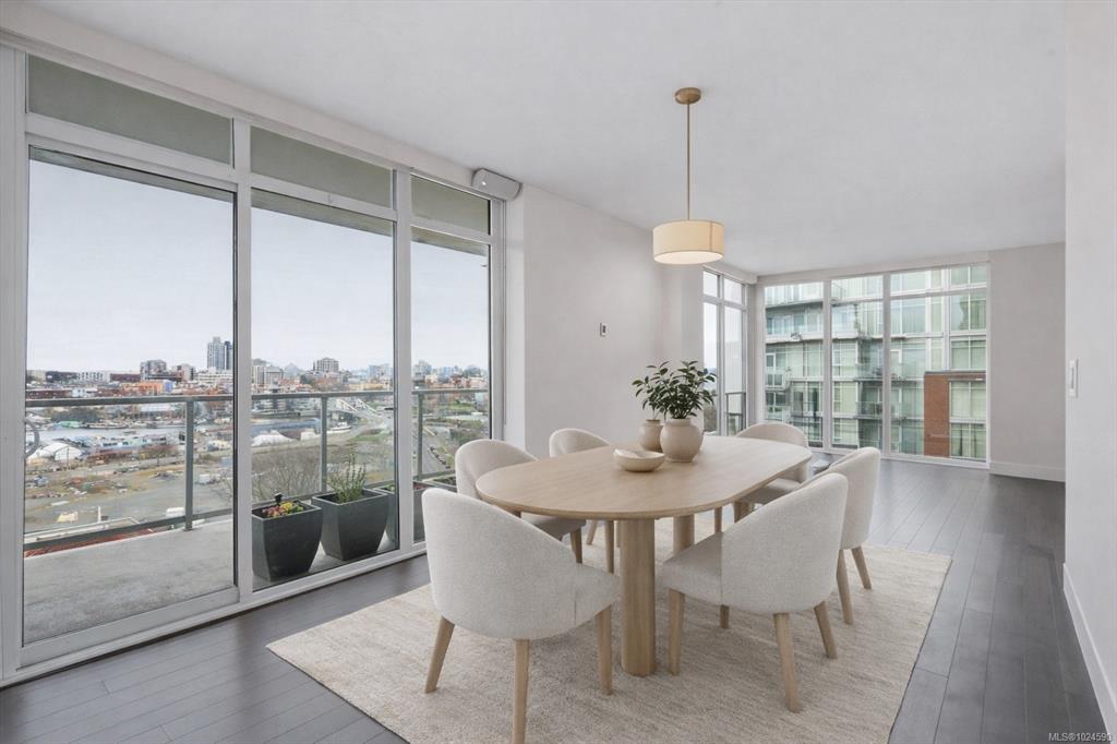 Fifth View of 83 Saghalie Rd, Victoria, BC, V9A 0E7