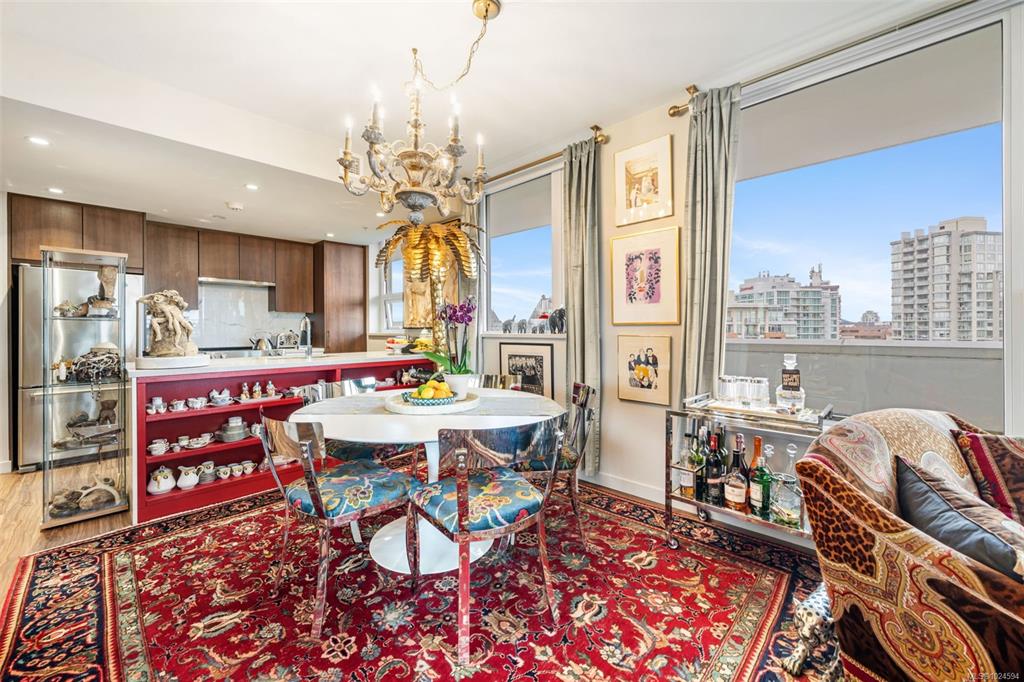 Third View of 777 Belleville St, Victoria, BC, V8W 0G1