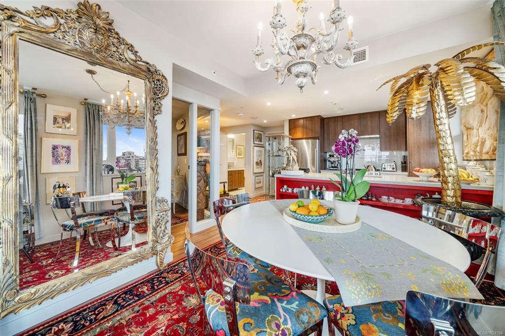 Fourth View of 777 Belleville St, Victoria, BC, V8W 0G1