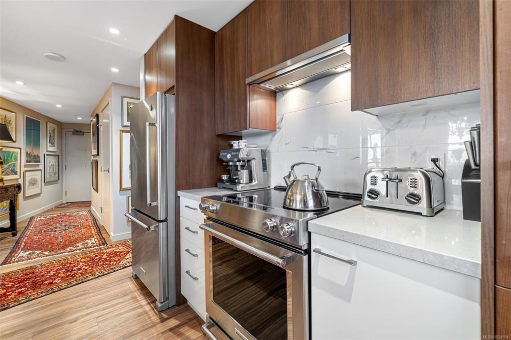 Fifth View of 777 Belleville St, Victoria, BC, V8W 0G1