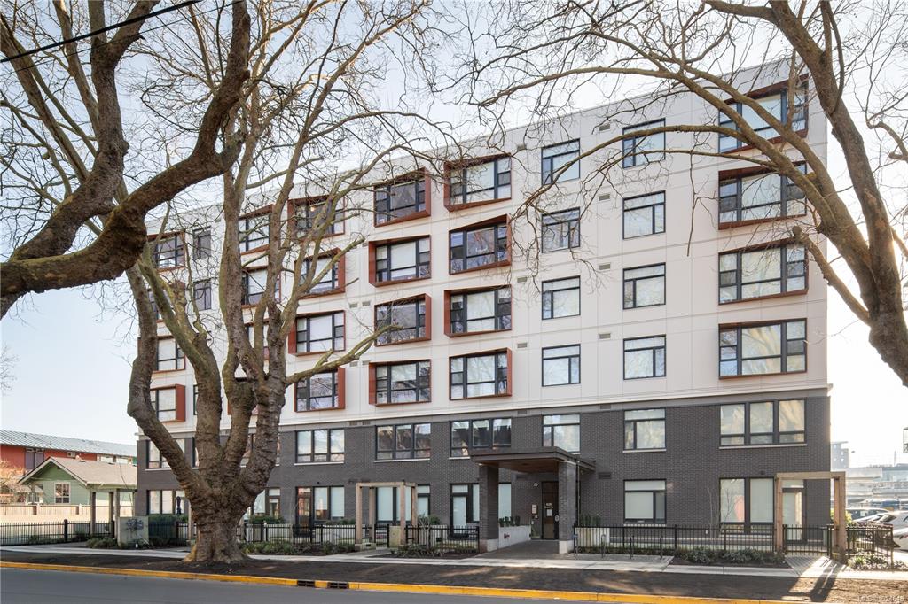 629 Speed Ave, 1024615, BC,