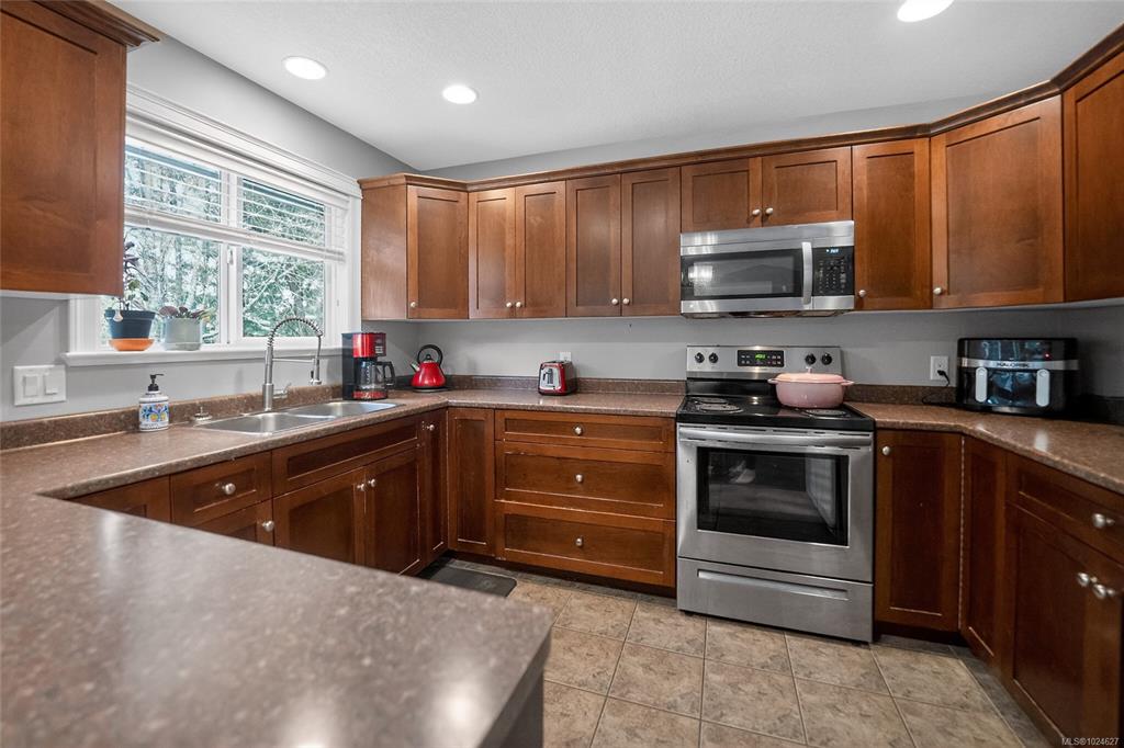 Fifth View of 2760 Marvelle Pl, Nanaimo, BC, V9T 0B2