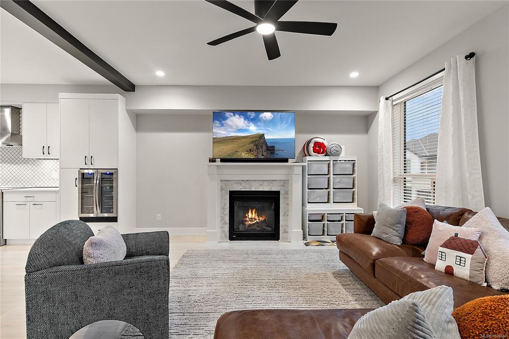 Third View of 2812 Lunar Crt, Langford, BC, V9B 4M2