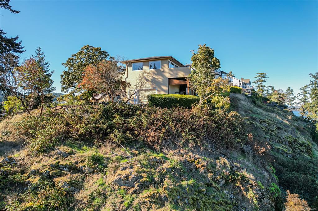 Fifth View of 4727 Treetop Hts, Saanich, BC, V8Y 1E3