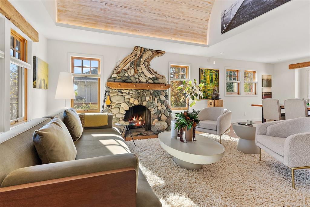 Fifth View of 614 Monterey Ave, Oak Bay, BC, V8S 4T9