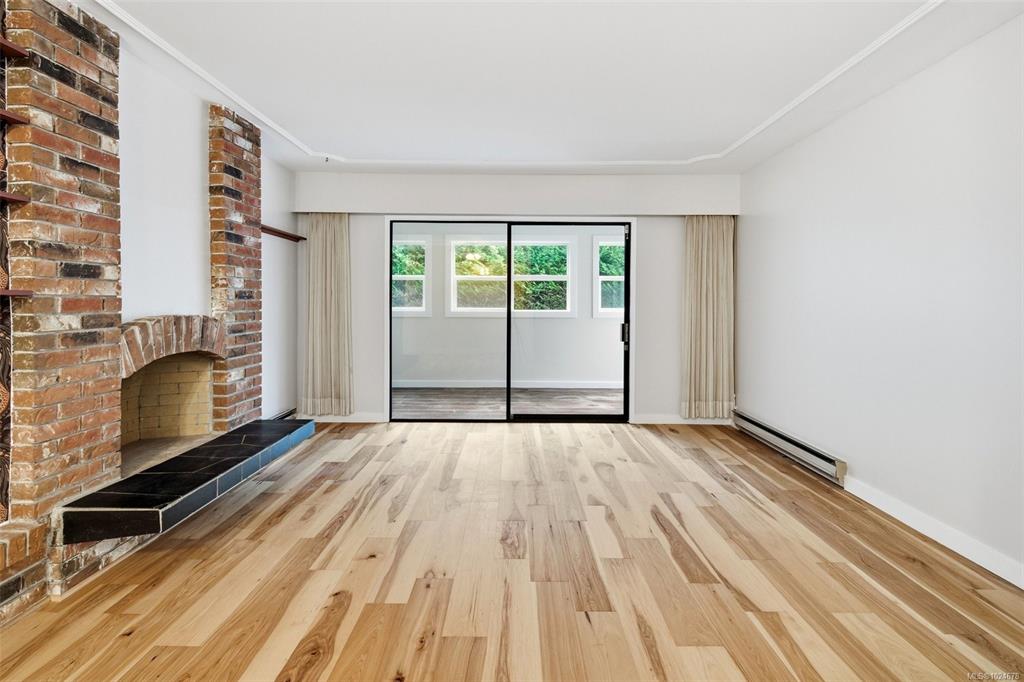 Third View of 3244 Seaton St, The Hearthstone, Saanich, BC, V8Z 3V7