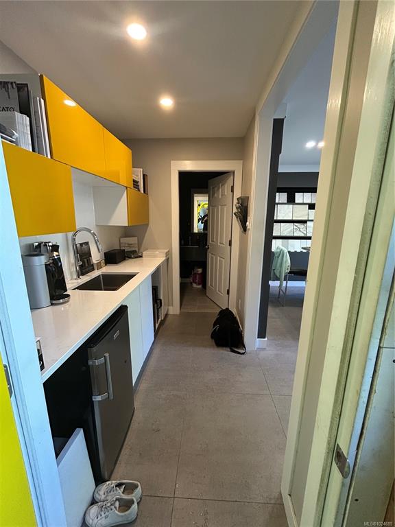 Fourth View of 4217 Glanford Ave, Saanich, BC, V8Z 4B9