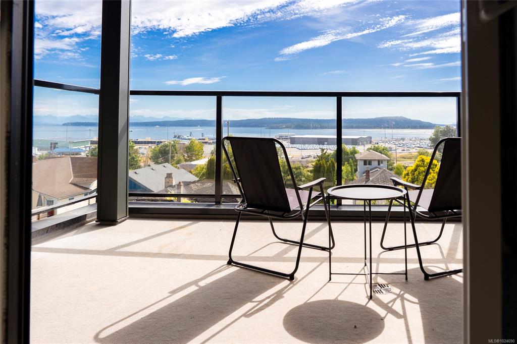 Second View of 45 Haliburton St, Nanaimo, BC, V9R 4V6