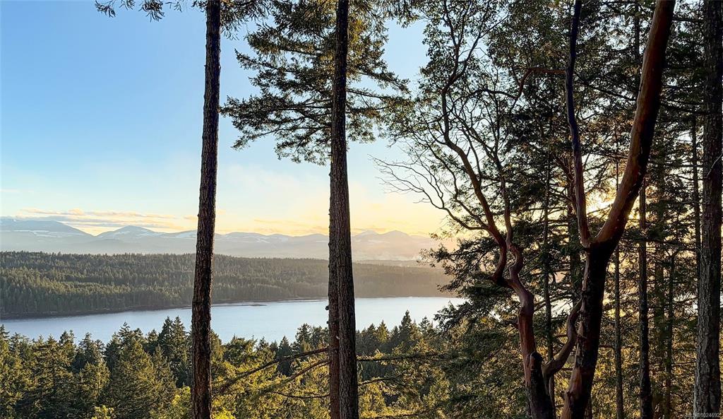 1095 Coats Dr, 1024692, BC,