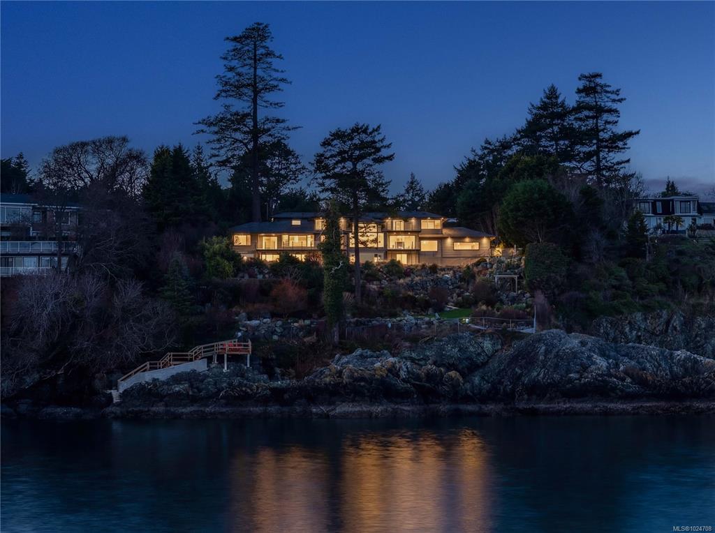 4325 Gordon Head Rd, 1024708, BC,