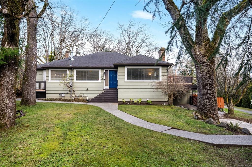 3511 Salsbury Way, 1024731, BC,