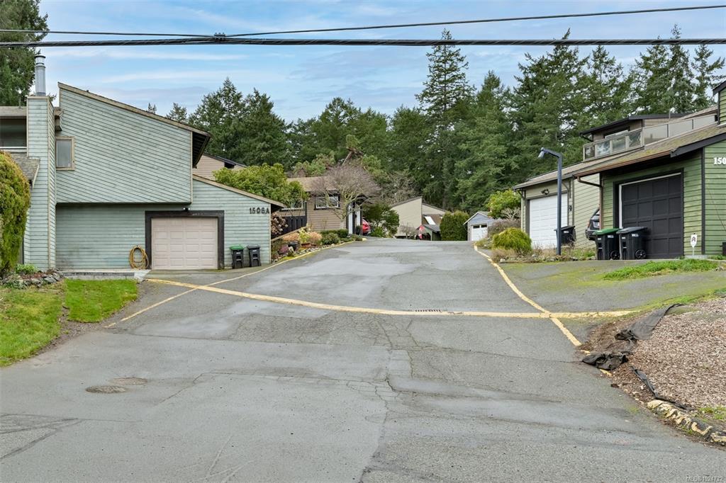 Third View of 1506 Glentana Rd, View Royal, BC, V9A 7A1