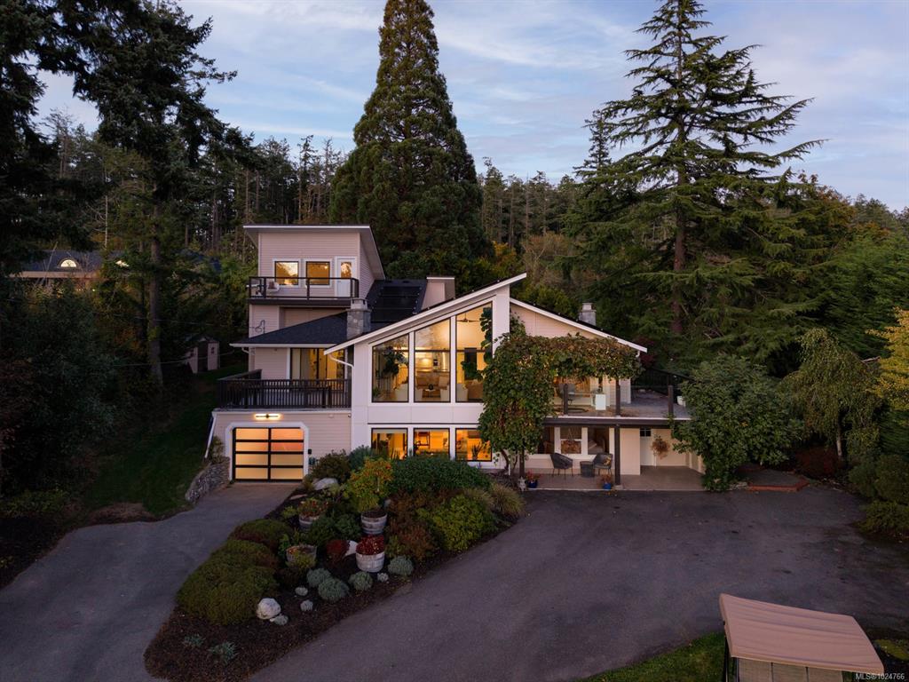 11321 Chalet Rd, 1024766, BC,