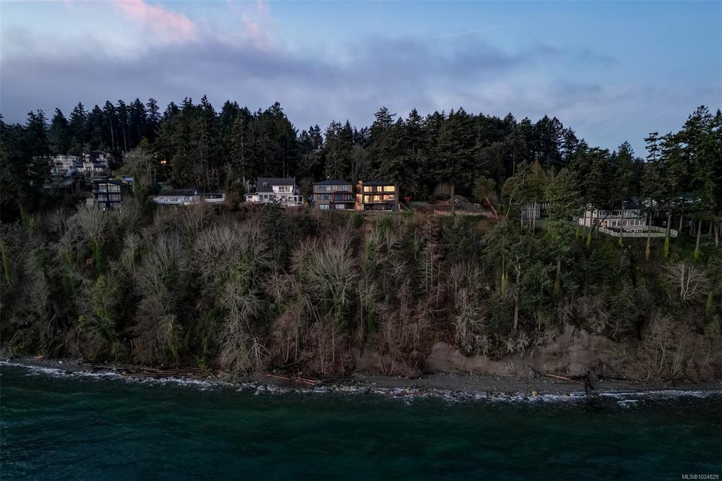 Second View of 4599 Cordova Bay Rd, Saanich, BC, V8Y 2K1