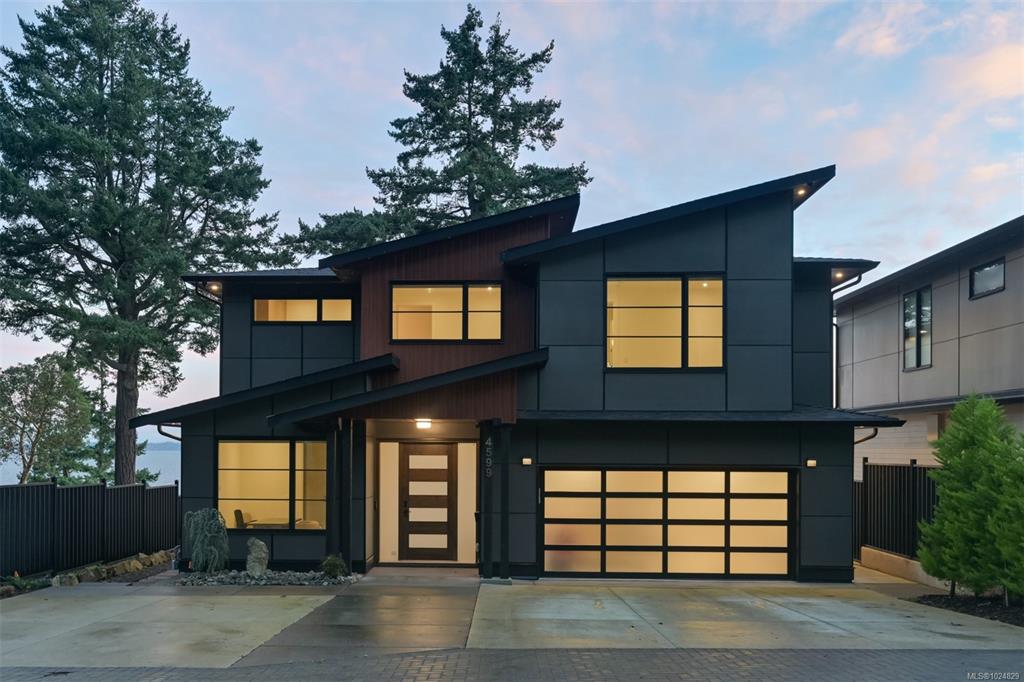 Fourth View of 4599 Cordova Bay Rd, Saanich, BC, V8Y 2K1