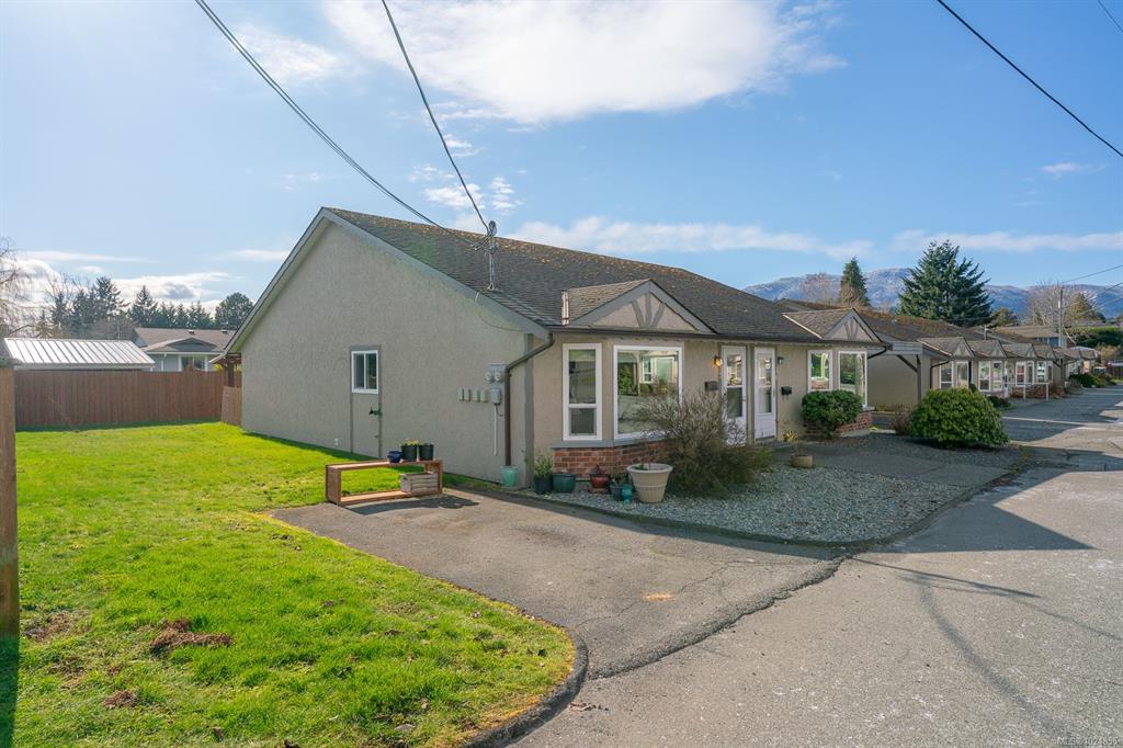 Second View of 103 Ashlar Ave, Nanaimo, BC, V9R 3P3